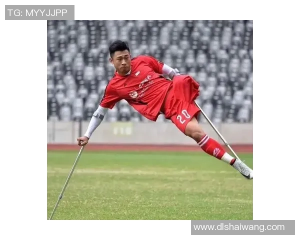 何忆义足球明星的成长之路与职业生涯的辉煌成就解析