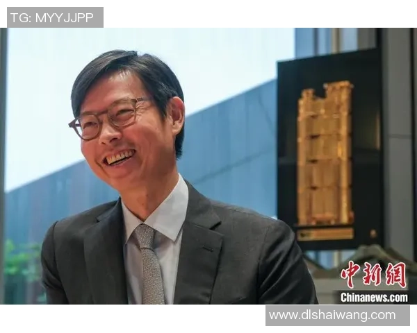 杨伟专访：从青涩少年到篮球巨星的成长之路回顾